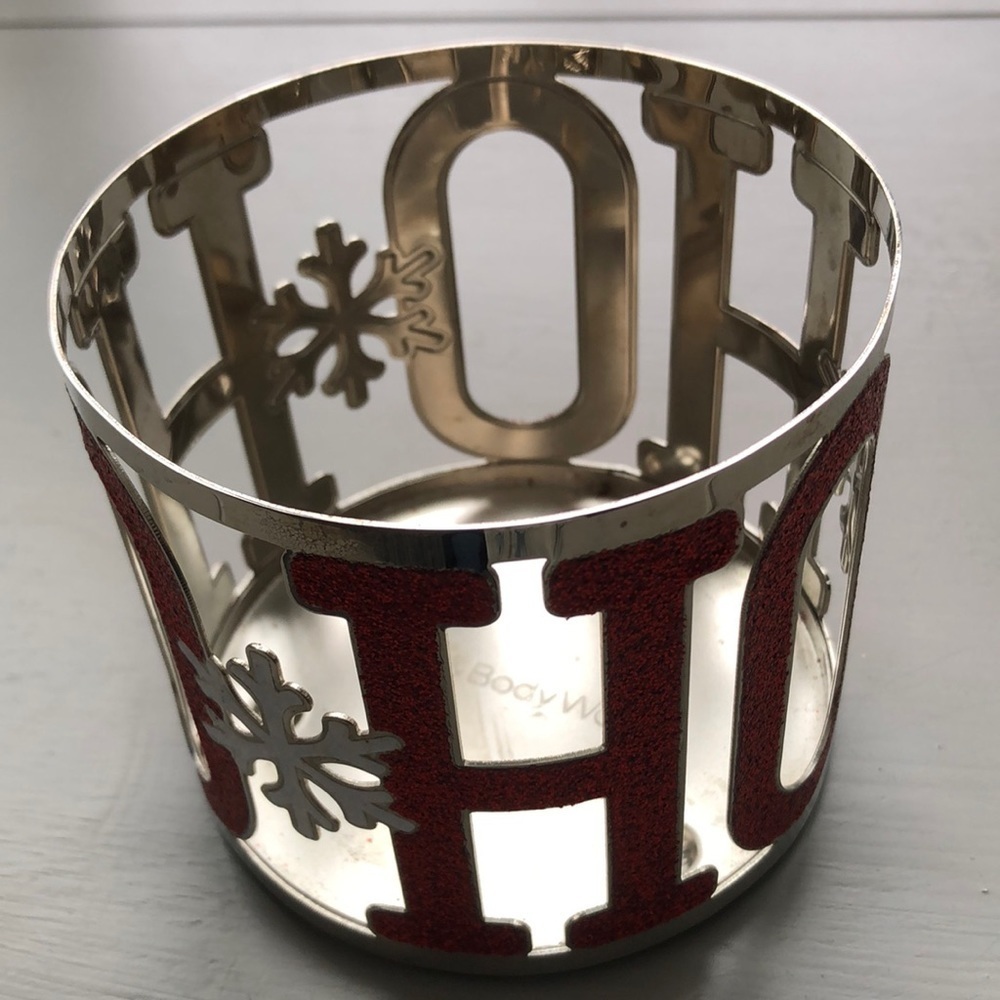 Bath & body works ho ho ho candle holder.  EUC!